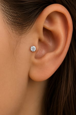 Sertifikalı 316L Çelik Büyük Yuvarlak Tektaşlı Premium Gümüş Renk Tragus ve Helix Piercing