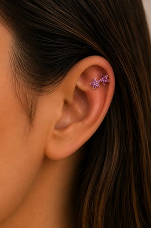 Sertifikalı 316L Çelik Fuşya Taşlı Çift Çiçek Figürlü Premium Gümüş Renk Tragus ve Helix Piercing