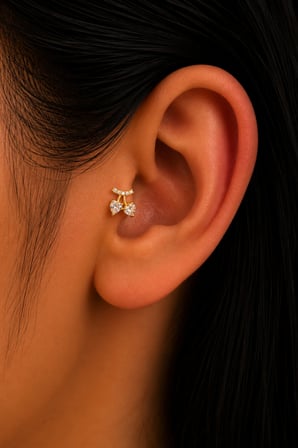 Sertifikalı 316L Çelik Kalp Taşlı Kiraz Figürlü Premium Altın Kaplama Tragus ve Helix Piercing
