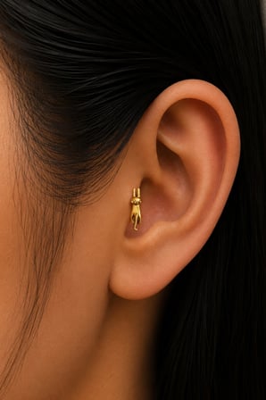 Sertifikalı 316L Çelik Uzun Kulaklı Tavşan Figürlü Taşsız Premium Altın Kaplama Tragus ve Helix Piercing