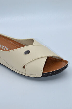 Berry Anatomik Dört Mevsim Bej Kadın Terlik - 1001