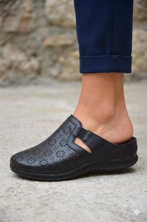 Vely Kadın Siyah Hakiki Deri Sabo Comfort Lazer Kesim Günlük ve Ev Terliği
