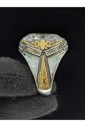Beyaz Mineli Mikro Taşlı Zirkon Oval Taşlı 925 Ayar Erkek Gümüş Yüzük
