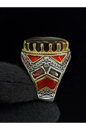 Kırmızı Mineli Mikro Taşlı  Oval Kaplan Gözü Taşlı 925 Ayar Erkek Gümüş Yüzük