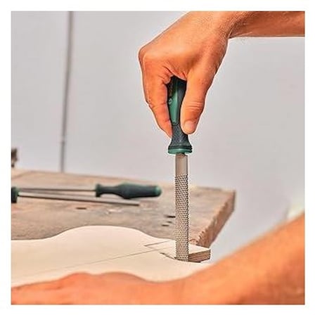 200 mm uzunluğunda ergonomik tasarıma sahip 3 parça ahşap eğe seti