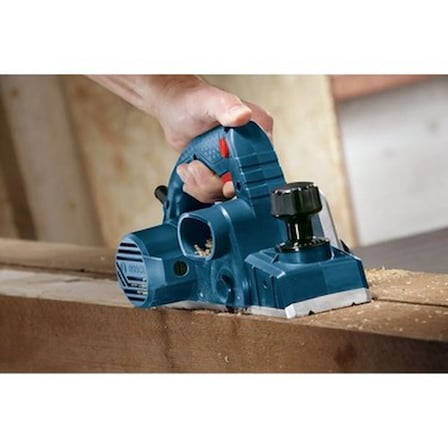 Elektrikli Planya ile 650 W Güç ve 2.6 mm Kesim Kapasitesi