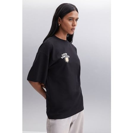 Baskılı Oversize Fit Bisiklet Yakalı Kadın Üst