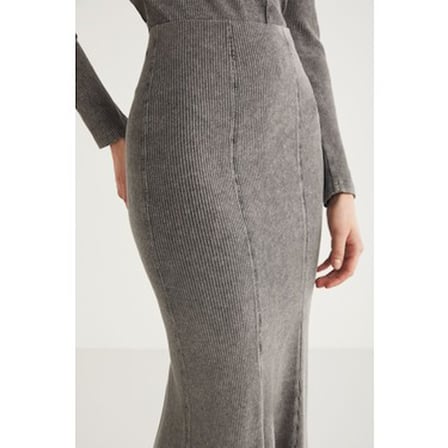 Slim Fit Beli Lastikli Kadın Midi Elbise ile Konfor
