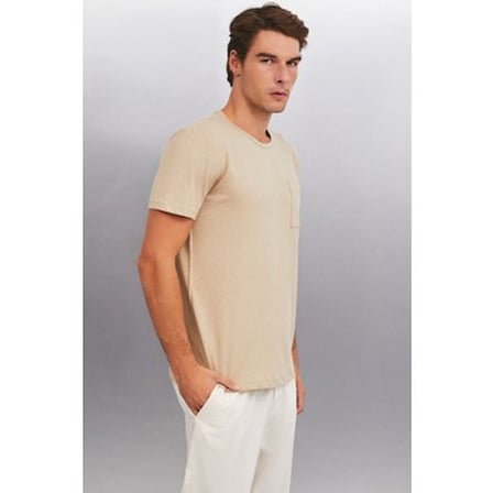 Bej Renk Erkek Oversize T-Shirt Modası