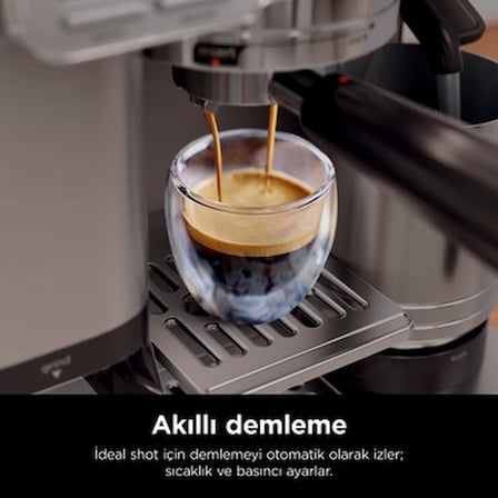1650 W Güçte Yüksek Basınçlı Espresso Makinesi ile Zengin Lezzetler