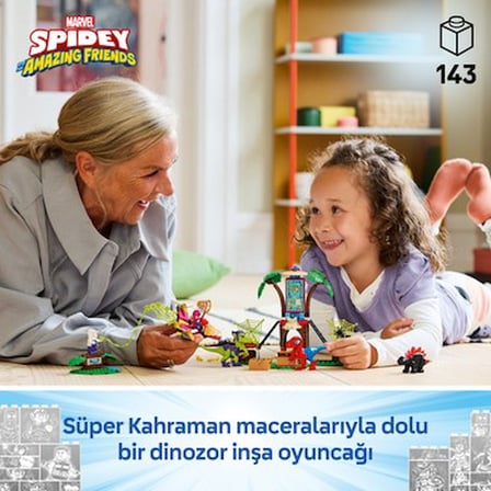 Spidey Temalı Ağaç Ev Karargahında Eğlenceli Oyun