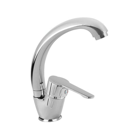 Yüksek Lavabo Bataryası ile Modern Mutfak Tasarımı