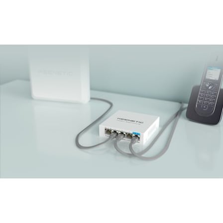 Keenetic PoE+ Switch 5, 1X1Gbit, 4X1Gbit PoE+ Port, IEEE 802.3AF/AT (Max.30W/Port),