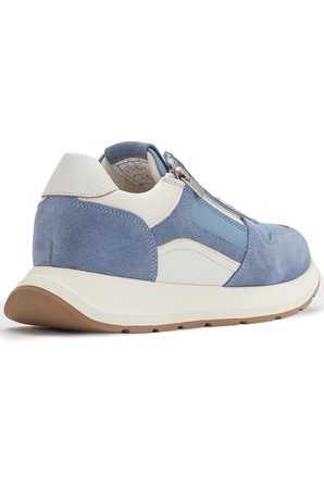 Yandan Fermuarlı Deri ve Süet Kadın Sneaker