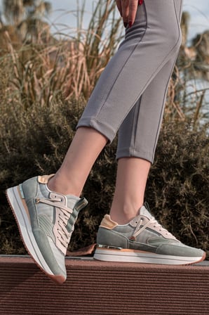 Süet ve Hakiki Deri Detaylı Kadın Sneaker
