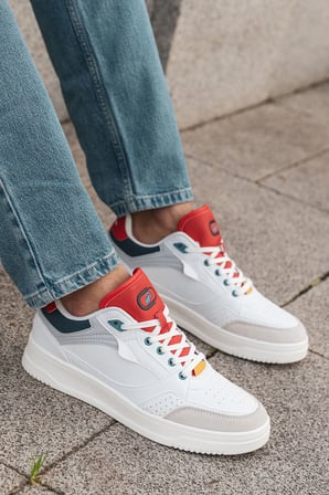Renk Detaylı Rahat ve Şık Erkek Sneaker