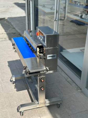 Lavion Frm-980 Gazlı Çerez Cips Gıda Paketleme Makinesi Yapıştırma Makinası Tarih Kodlamalı