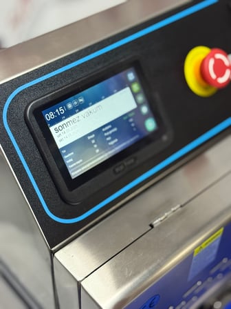 Sönmez Vakum Lavion Frp-810 Tarih Kodlamalı Bantlı Yapıştırma Makinesi
