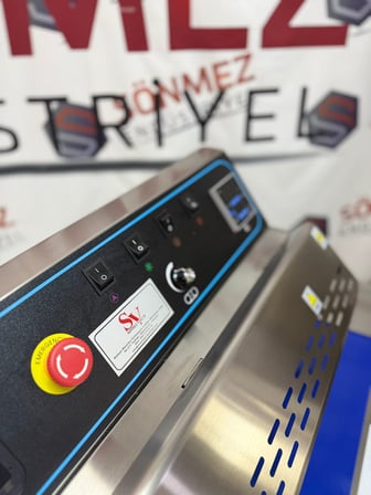 Sönmez Vakum Lavion Frp-810 Tarih Kodlamalı Bantlı Yapıştırma Makinesi