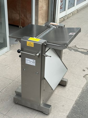 Lavion Döner Eti Açma Makinesi Yaprak Döner Makinesi