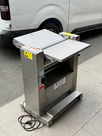 Lavion Döner Eti Açma Makinesi Yaprak Döner Makinesi
