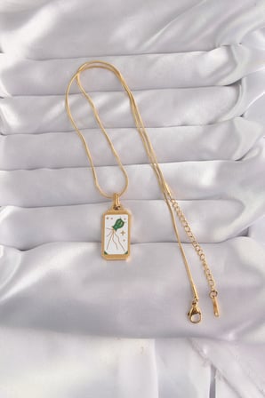 316L Çelik Gold Renk Beyaz Mineli Tarot Kolye 5886