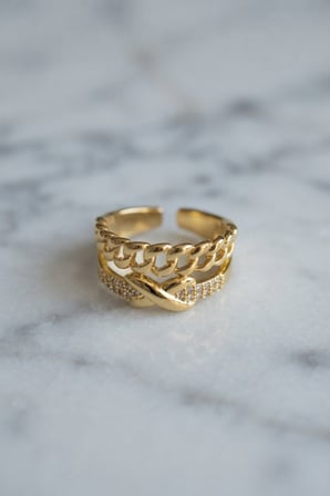 Zincir ve Düğüm Detaylı Ayarlanabilir Gold Renk Yüzük 5886