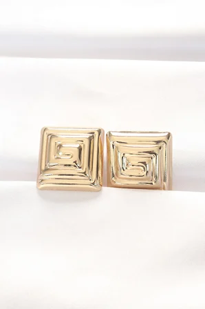 Pirinç Gold Renk Kare Form Küpe 5886