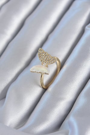 Gold Renk Zirkon Taş Detay Pirinç Kadın Yüzük 5886