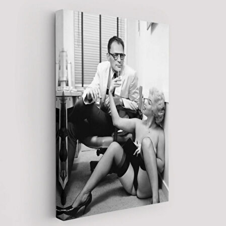 Arthur Miller ve Marilyn Monroe Cesur Pozu Dekoratif Kanvas Tablo, Duvar Dekoru 6063