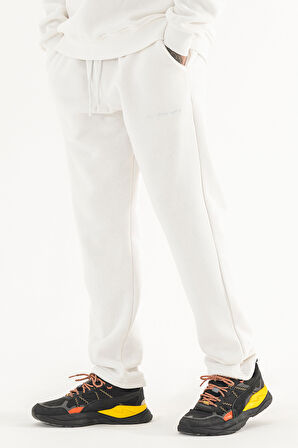 Erkek Beyaz Eşofman Altı Rahat Kalıp 3 iplik Şardonlu Düz Paça