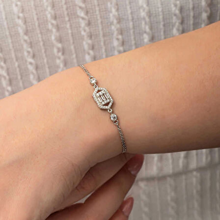 Supertrend Gümüş Altıgen Baget Taşlı Kadın Bileklik