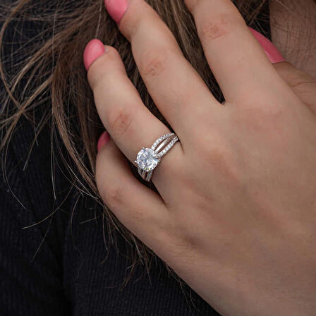 Supertrend Gümüş Tek Taş Kadın Yüzük