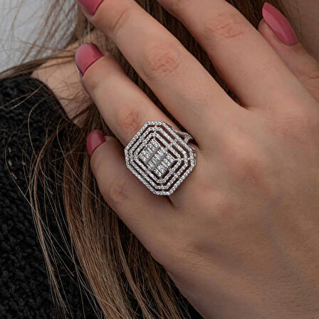 Supertrend Gümüş Baget Taşlı Kadın Yüzük