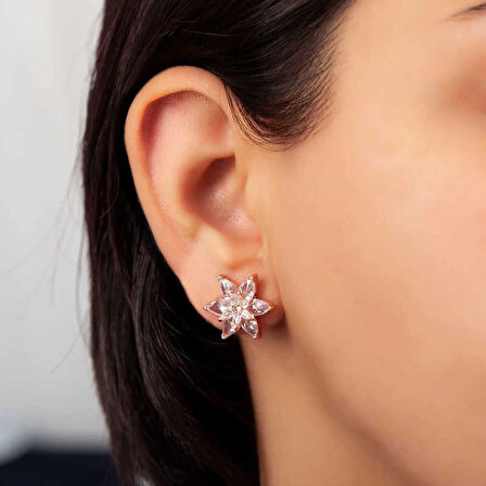 Supertrend Gümüş Rose Beyaz Lotus Çiçeği Çivili Kadın Küpe