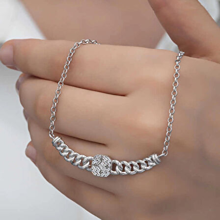 Supertrend Gümüş Gurmet Zincirli Kare Baget Taşlı Kadın Kolye