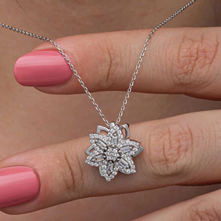 Supertrend ​gümüş Yıldız Baget Taşlı  Dönen Stres Kadın Kolye