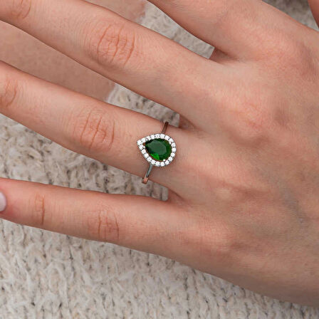 Supertrend Gümüş Damla Zümrüt Taşlı Kadın Yüzük