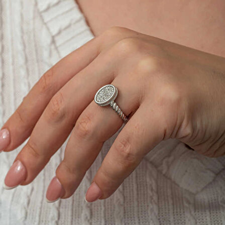 Supertrend Gümüş Oval Zirkon Taşlı Kadın Yüzük