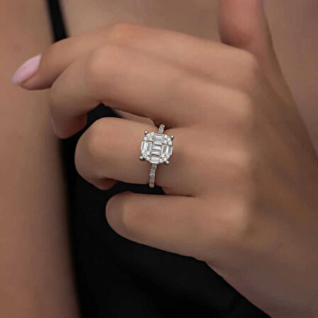 Supertrend Gümüş Baget Taşlı Kadın Yüzük