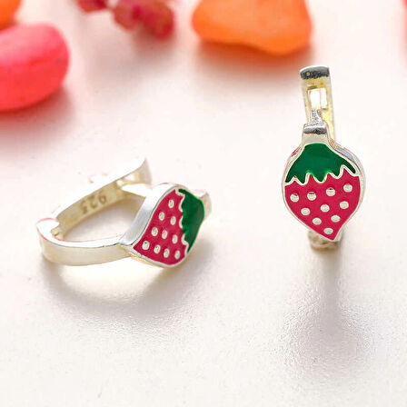 Supertrend Gümüş Çilek Çocuk Küpesi