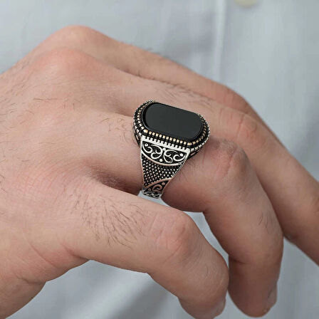 Supertrend ​gümüş Oniks Taşlı Desenli Erkek Yüzük