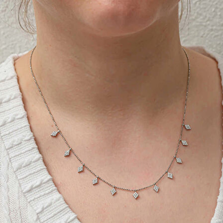 Supertrend Gümüş Baklava Kesim Şans Kadın Kolye