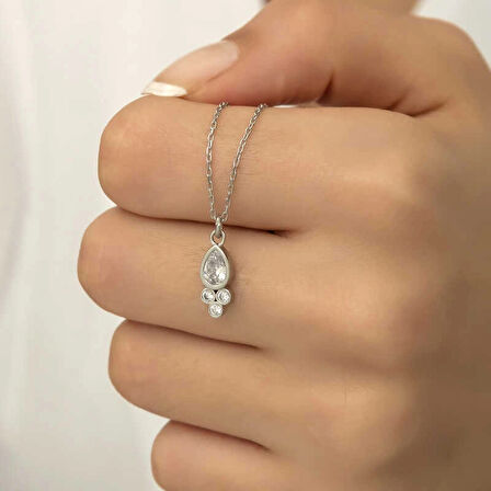 Supertrend Gümüş Çiğ Damlası Tektaş Kadın Kolye