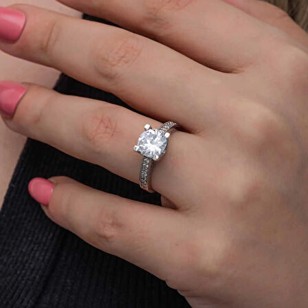 Supertrend Gümüş Tek Taş Kadın Yüzük