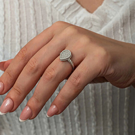 Supertrend Gümüş Damla Zirkon Taşlı Kadın Yüzük