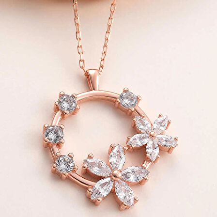 Supertrend Gümüş Rose Beyaz Çiçek Kadın Kolye