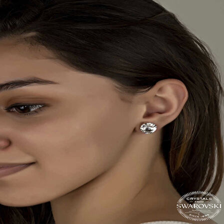 Supertrend ' Crystal Taşlı Gümüş  Çivili Kadın Küpe