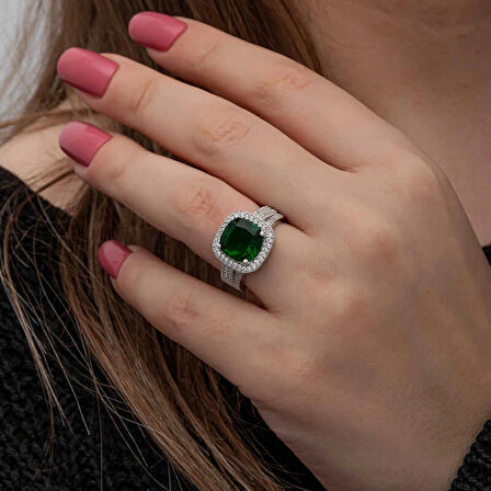 Supertrend Gümüş Yeşil Baget Kare Kadın Yüzük