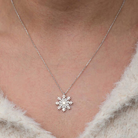 Supertrend Gümüş Kar Tanesi Kadın Kolye